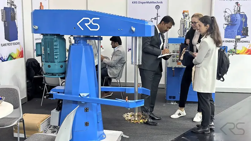 KRS DISPERMAHLTECHNIK High Speed Dissolver on display with visitors at ECS 2025