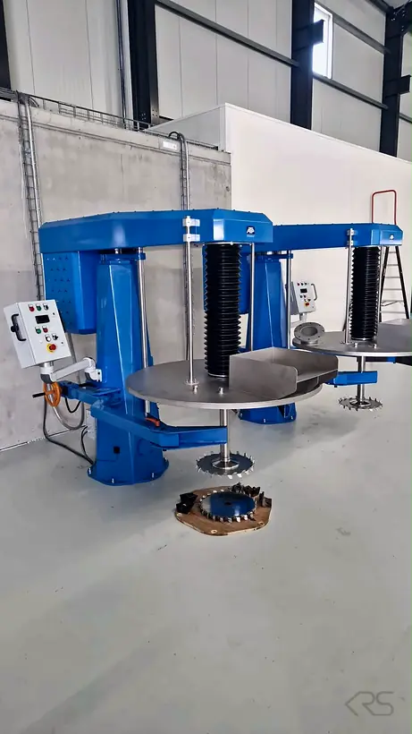 Two KRS DISPERMAHLTECHNIK High Speed Dissolvers installed on site